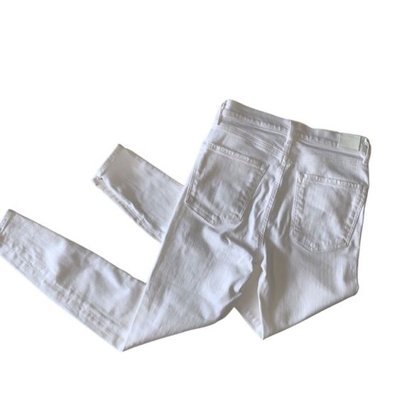 GOLDSIGN WHITE SKINNY JEANS - Picture 2 of 9